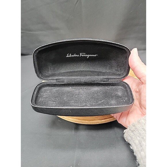 Salvatore Ferragamo Black Clamshell Glasses/Sunglasses Case Hard shell - Picture 5 of 5